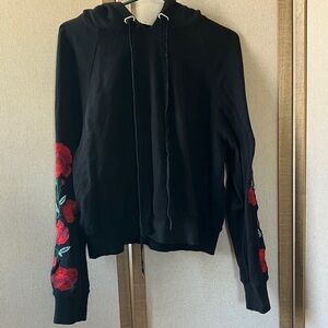 FINAL MARKDOWN Essue Classic Black Knit hoodie medium